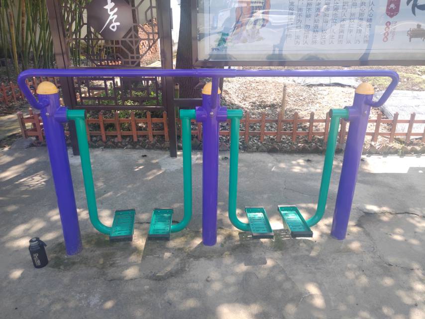 太空漫步機(jī)