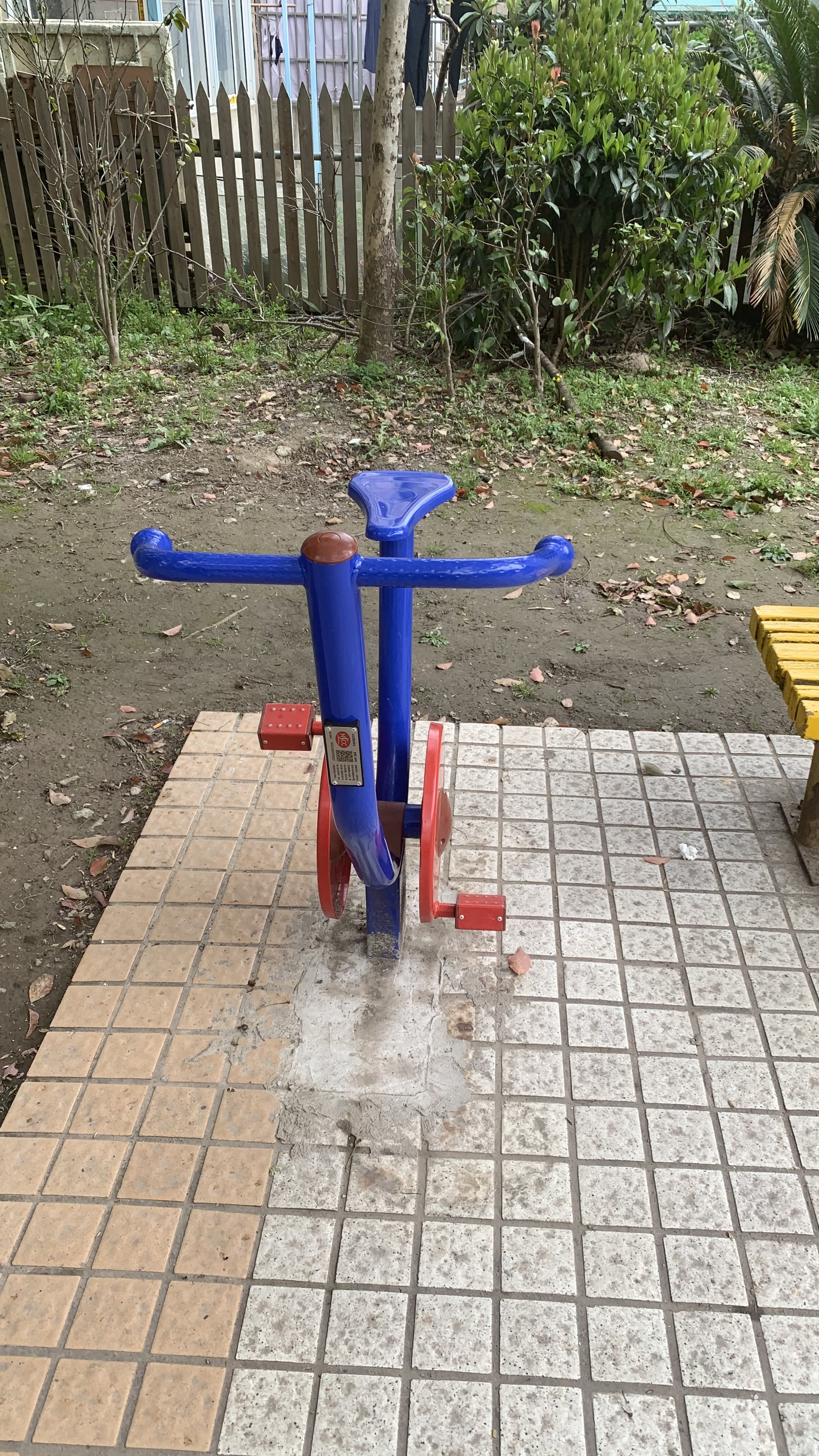 直立健身車(chē)