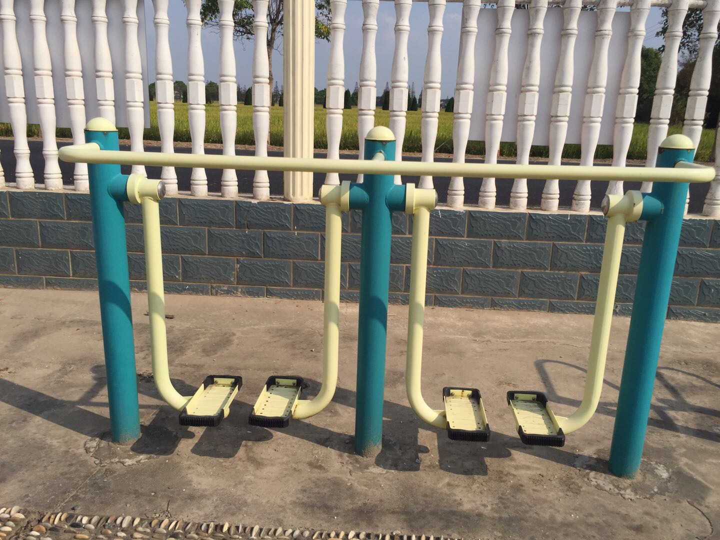 雙位太空漫步機(jī)