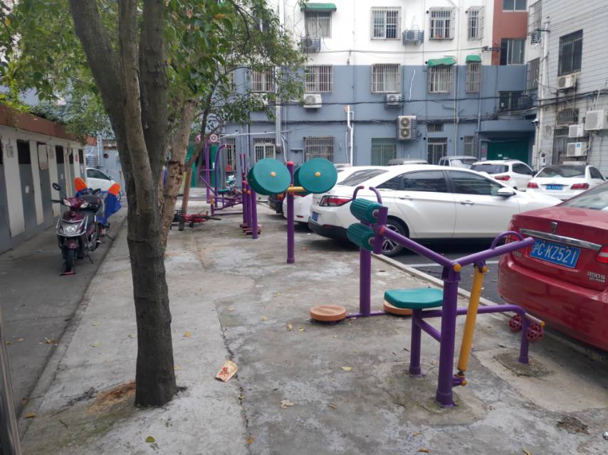 人樂二村外圍健身點(diǎn)