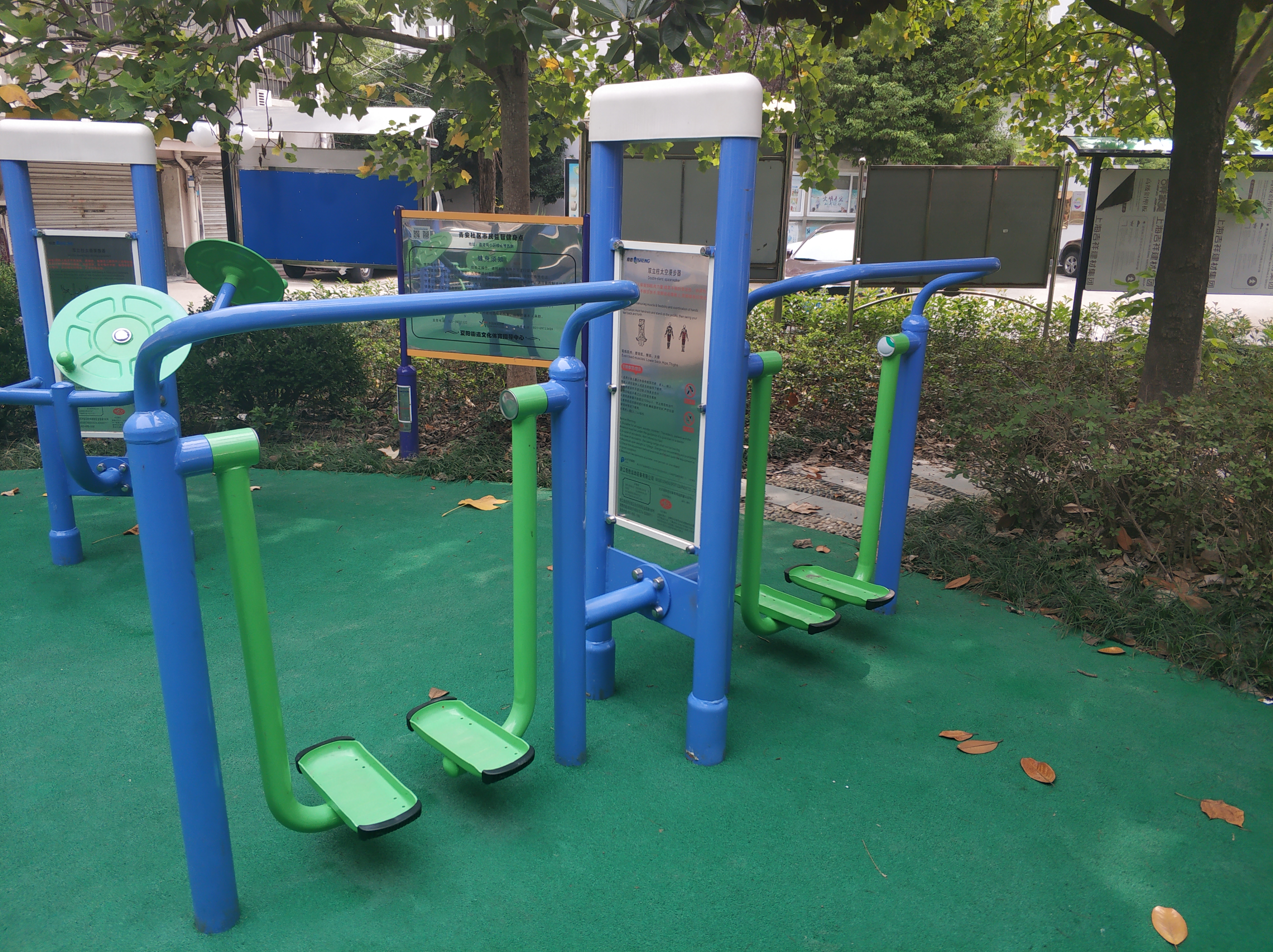 雙立柱太空漫步器