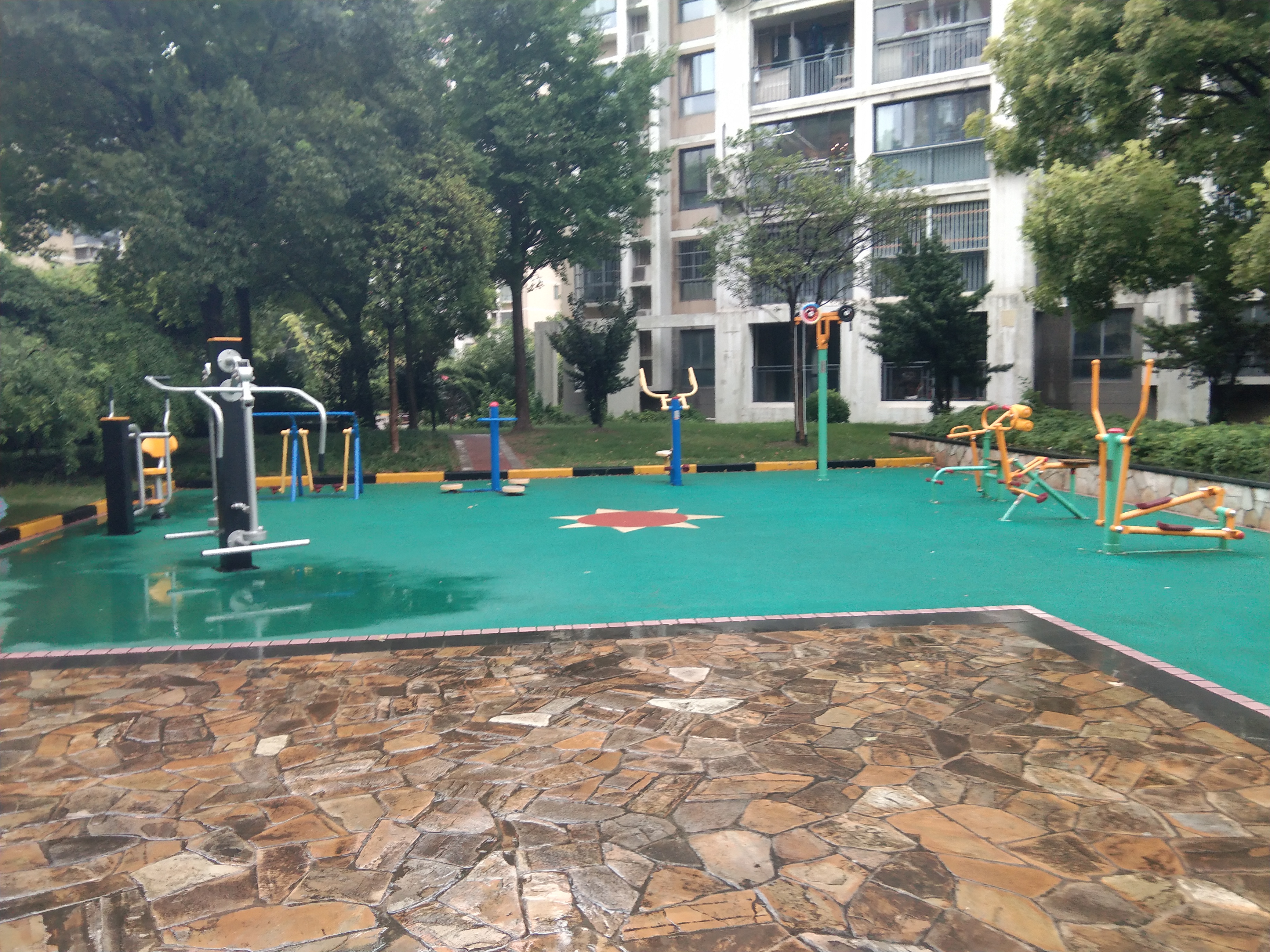 世博二居B健身苑點(diǎn)