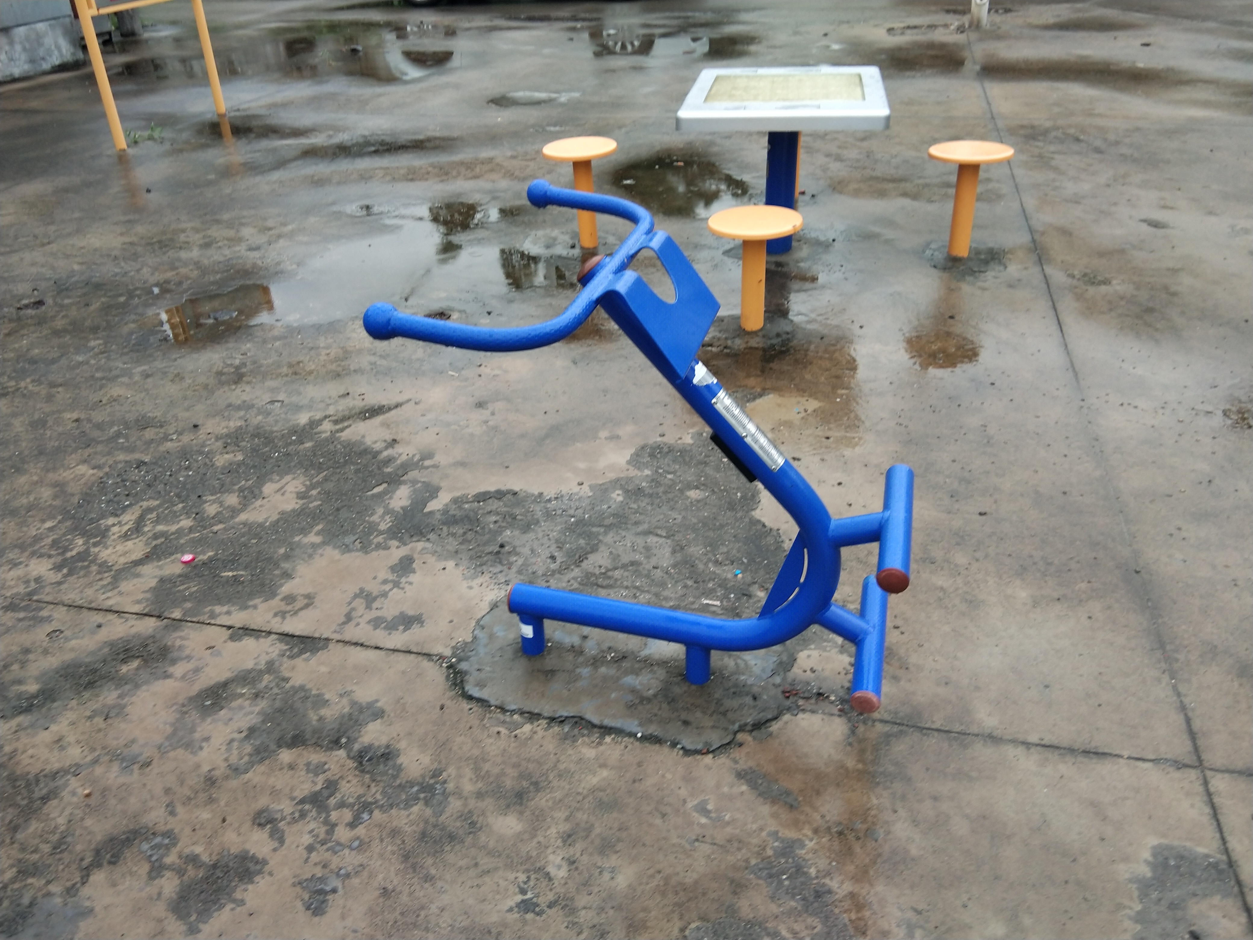 背肌訓(xùn)練器