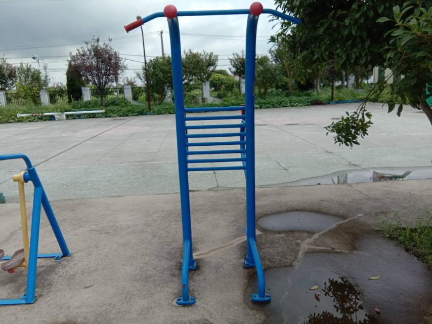 多功能訓(xùn)練器