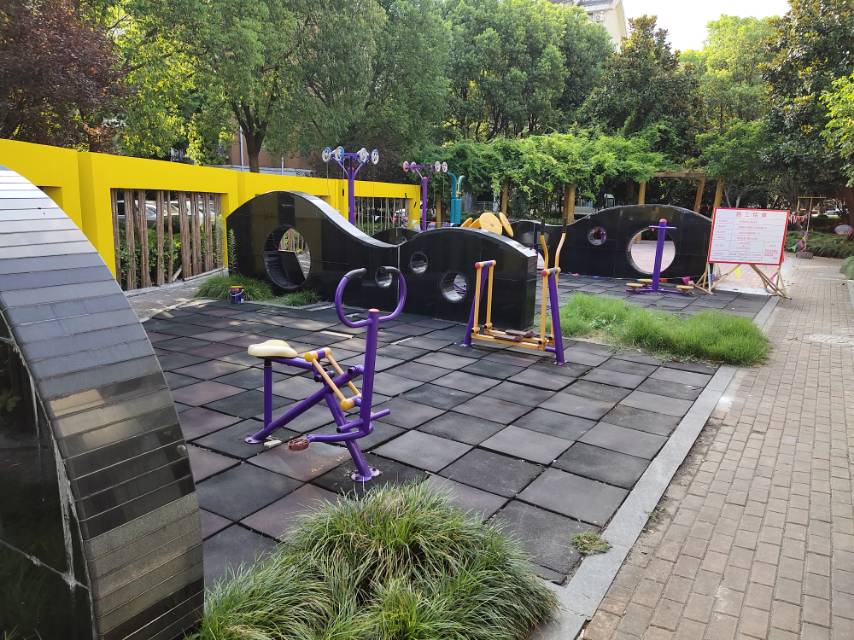 泰宸社區(qū)泰宸雅苑健身苑點