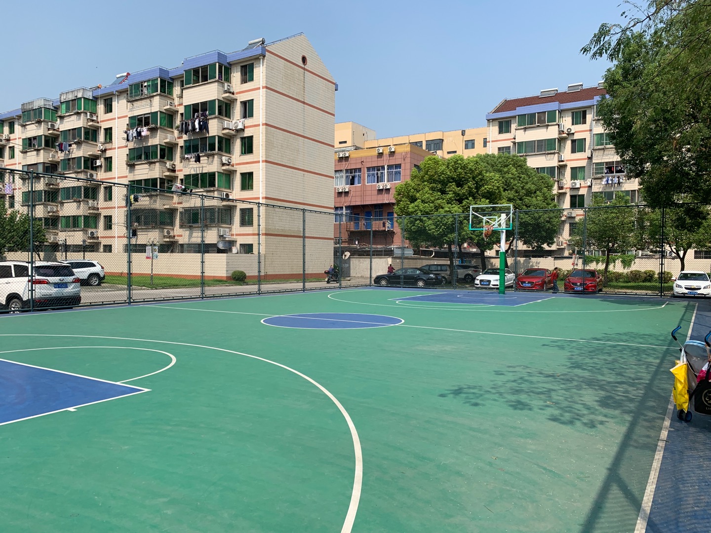 藍天五村籃球場