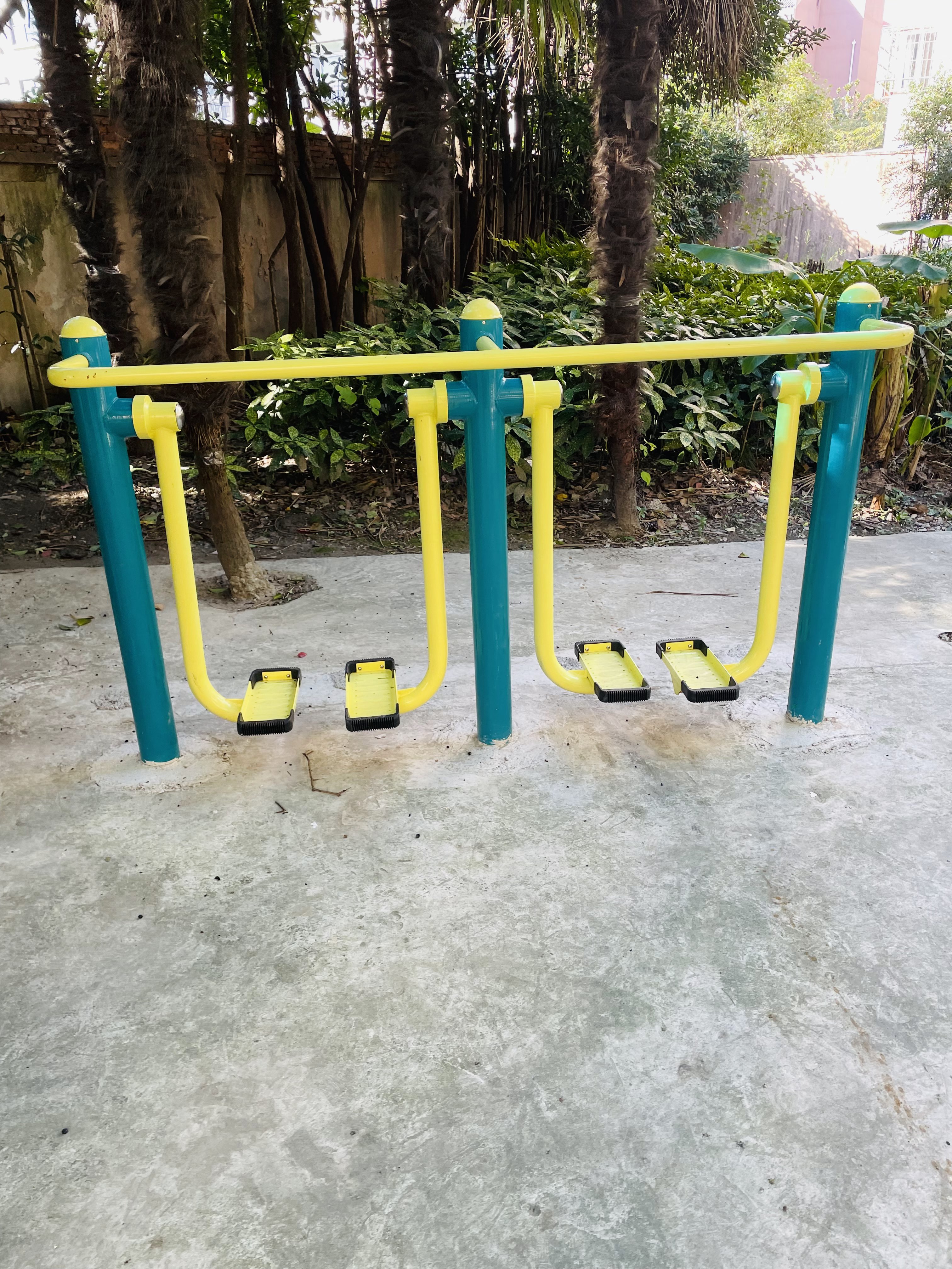 二位智能太空漫步機(jī)