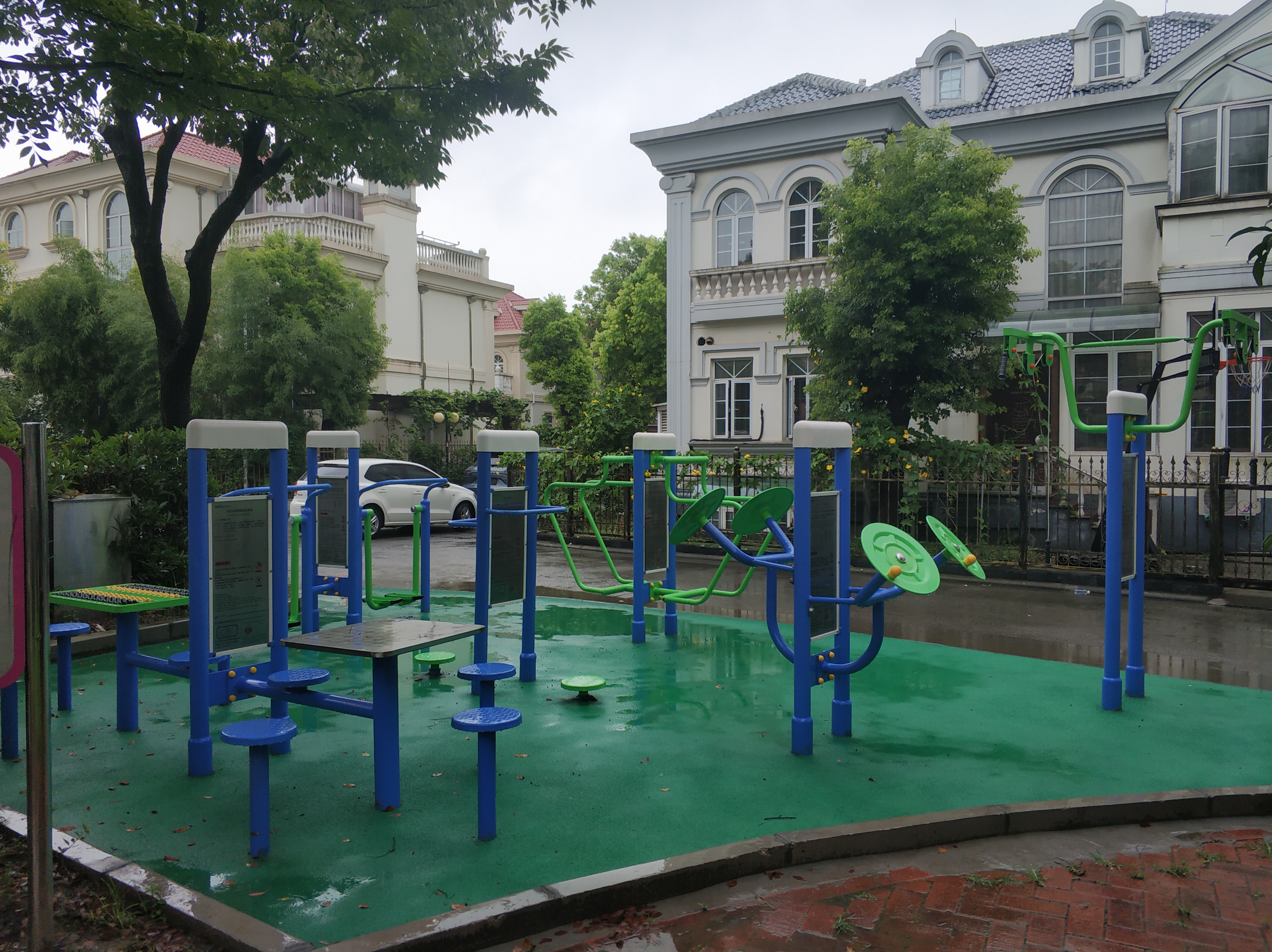 盈港社區(qū)淀湖路健身點(diǎn)（四）