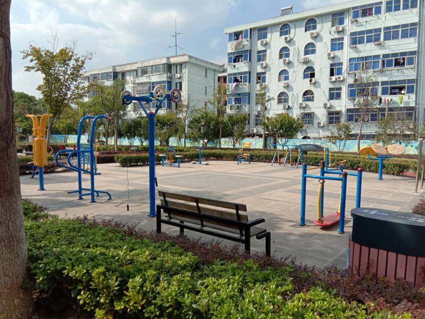 濱湖路休閑綠地健身苑（東）