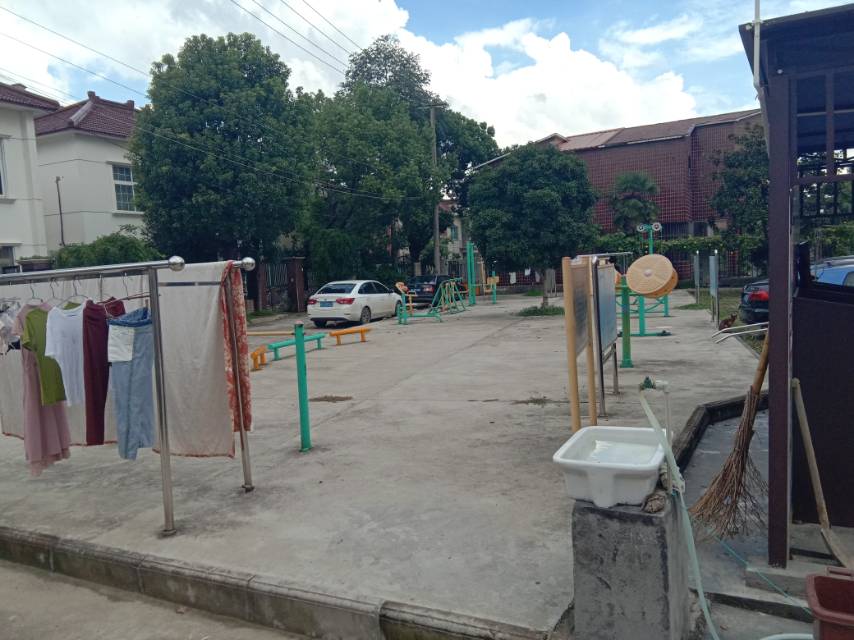 商榻居委會（淀濱小區(qū)）健身點