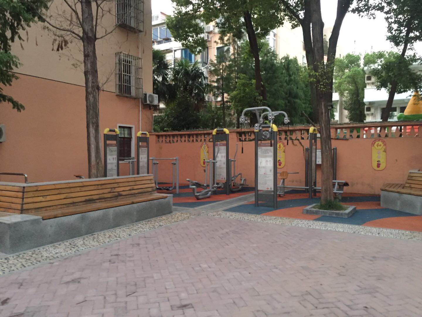 寶鋼八村健身點(diǎn)