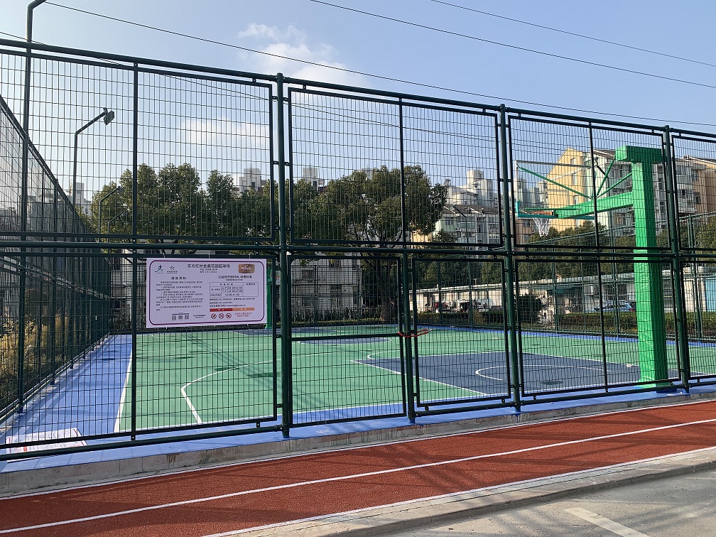 東方紅村金鑫花園籃球場(chǎng)