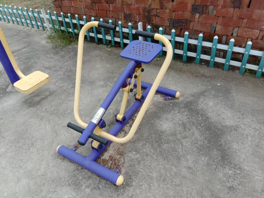 劃船訓(xùn)練器