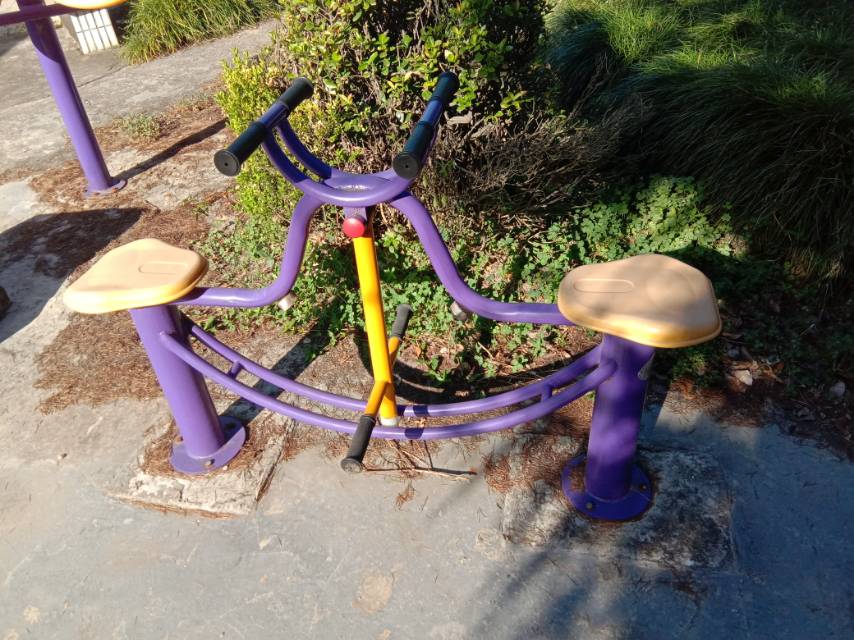 下肢康復(fù)器