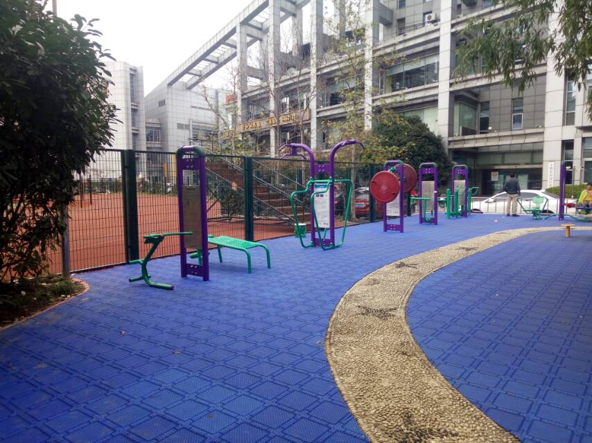 浩澤社區(qū)浩澤家園南廣場(chǎng)健身點(diǎn)（二）