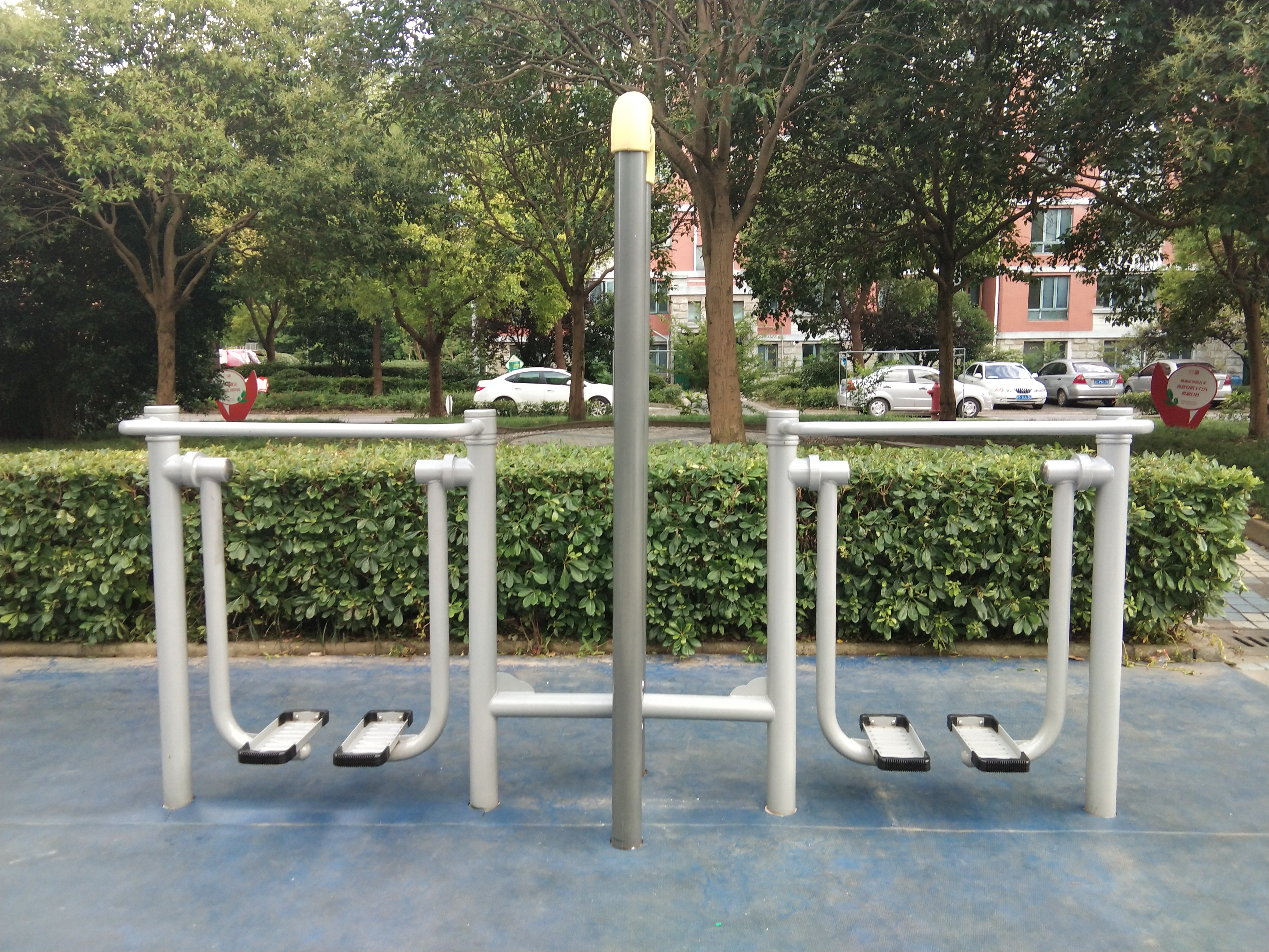 雙位太空漫步機(jī)