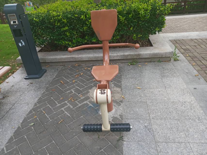 膝關(guān)節(jié)訓(xùn)練器