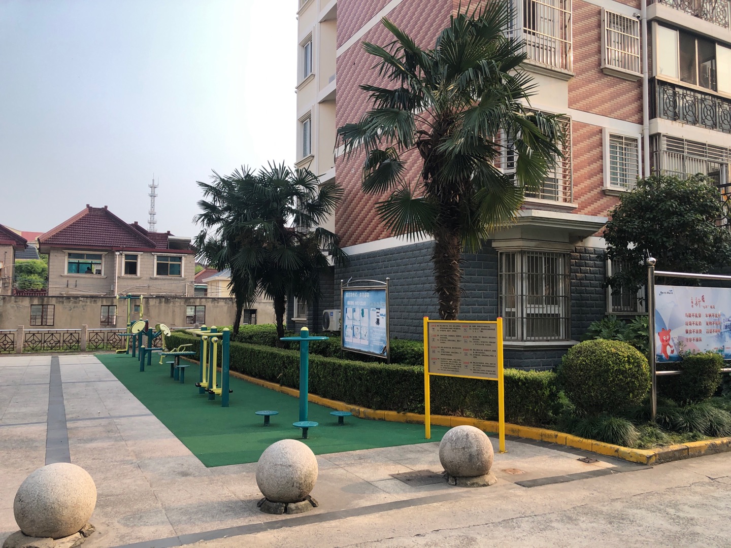 巷歐華苑健身點