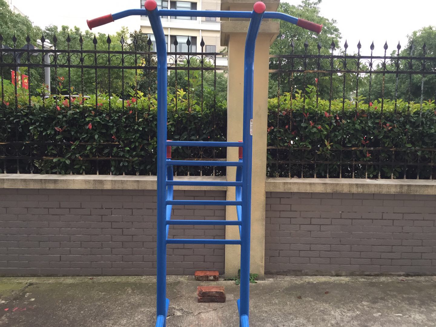 多功能訓(xùn)練器