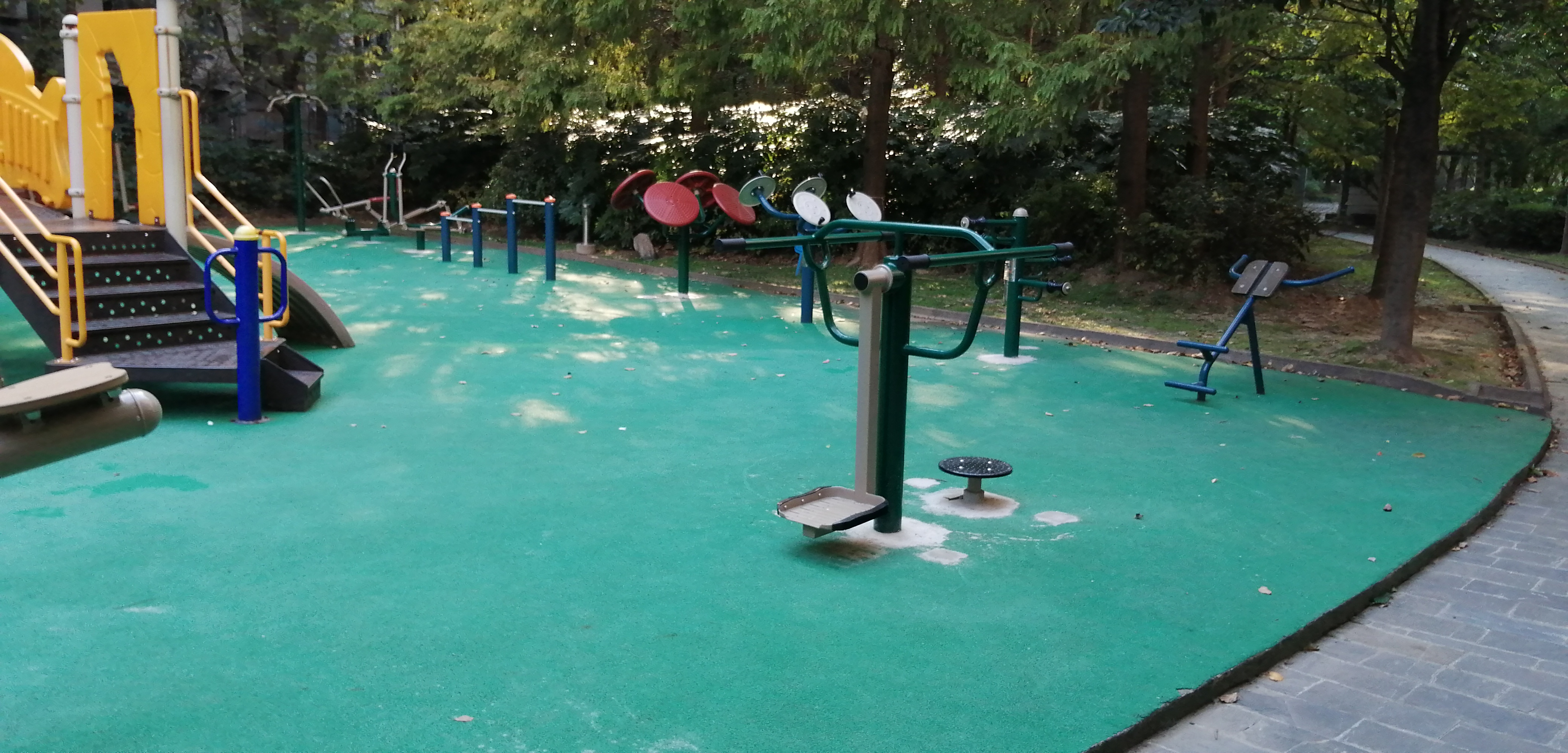 靜安區(qū)臨汾路街道汾西路87弄居委健身點(diǎn)（臨汾路80弄）