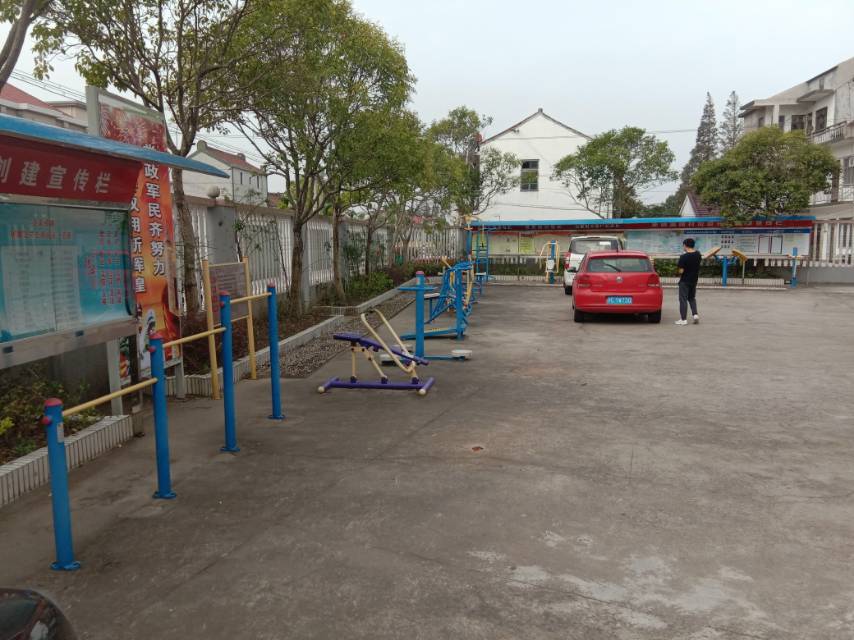 堡鎮(zhèn)瀛南村健身點