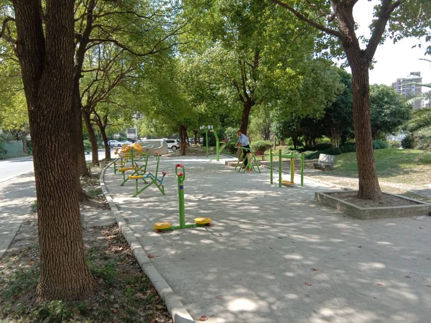 潤(rùn)景苑一期健身點(diǎn)