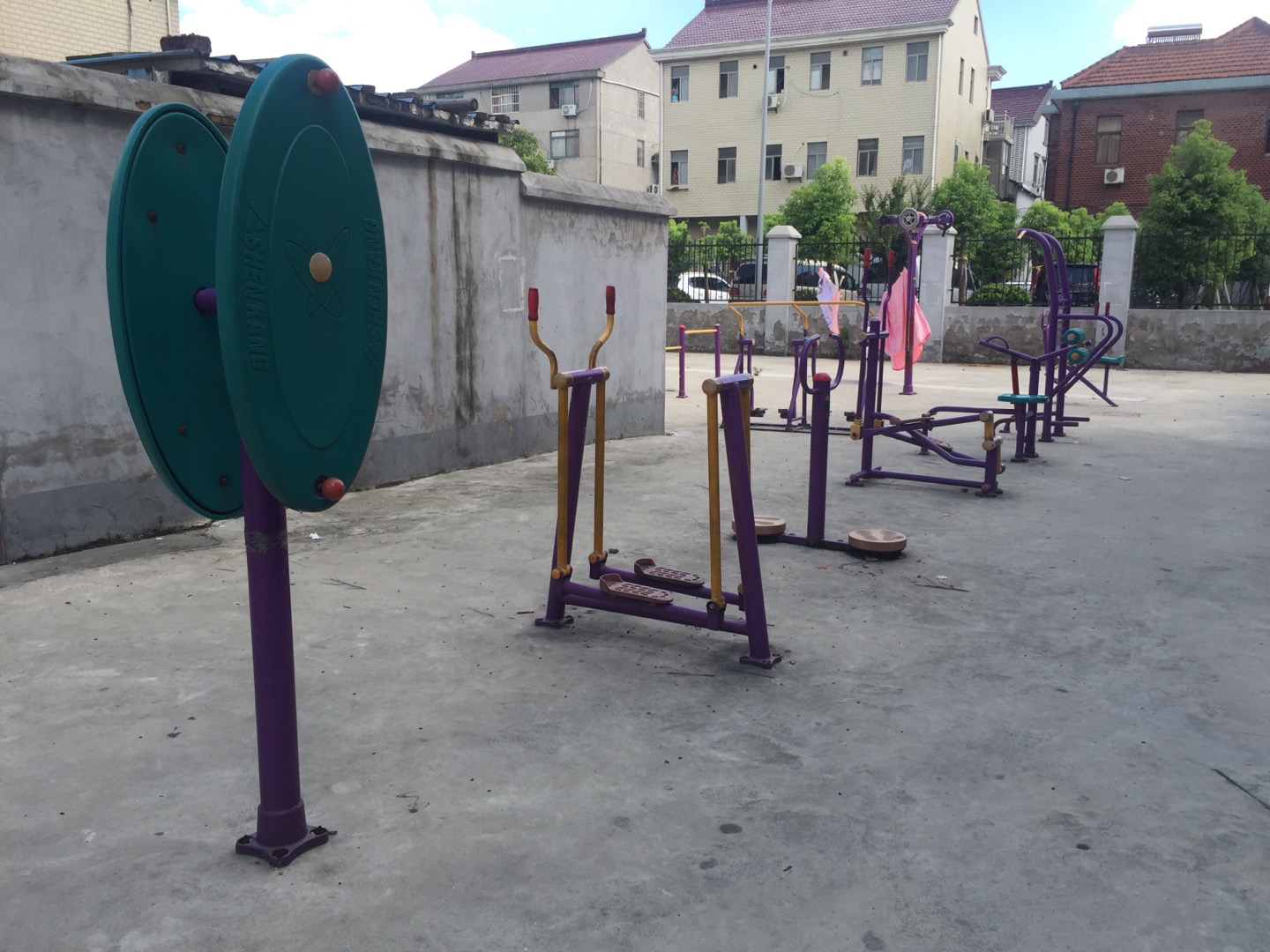 鷲山村陸家巷健身點