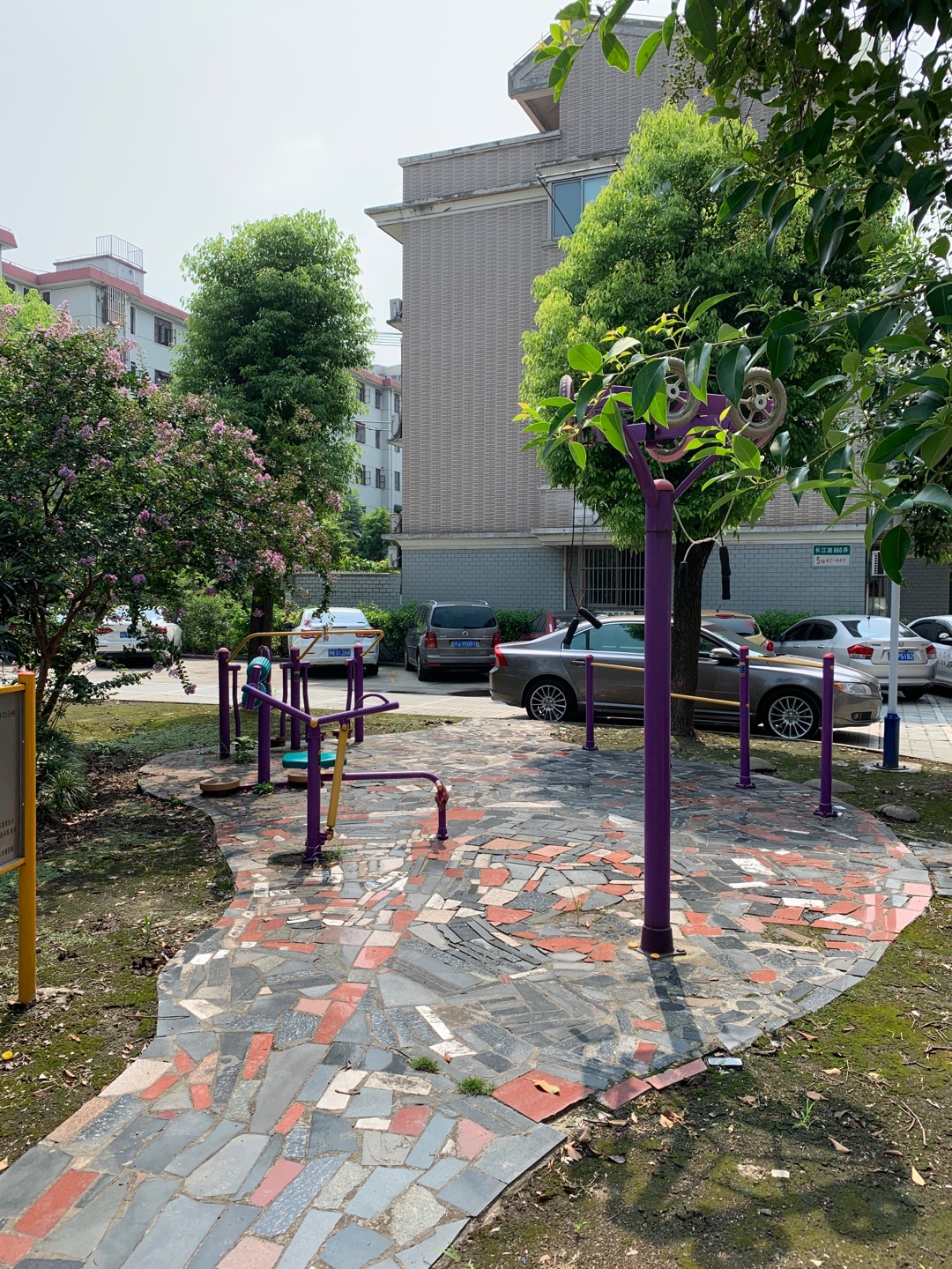 淞南一村居委淞宏苑健身點(diǎn)