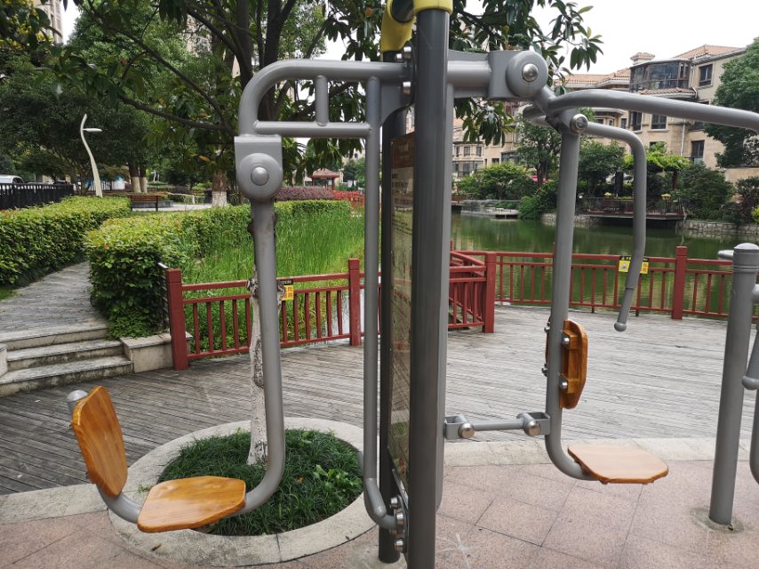 上下肢訓(xùn)練器