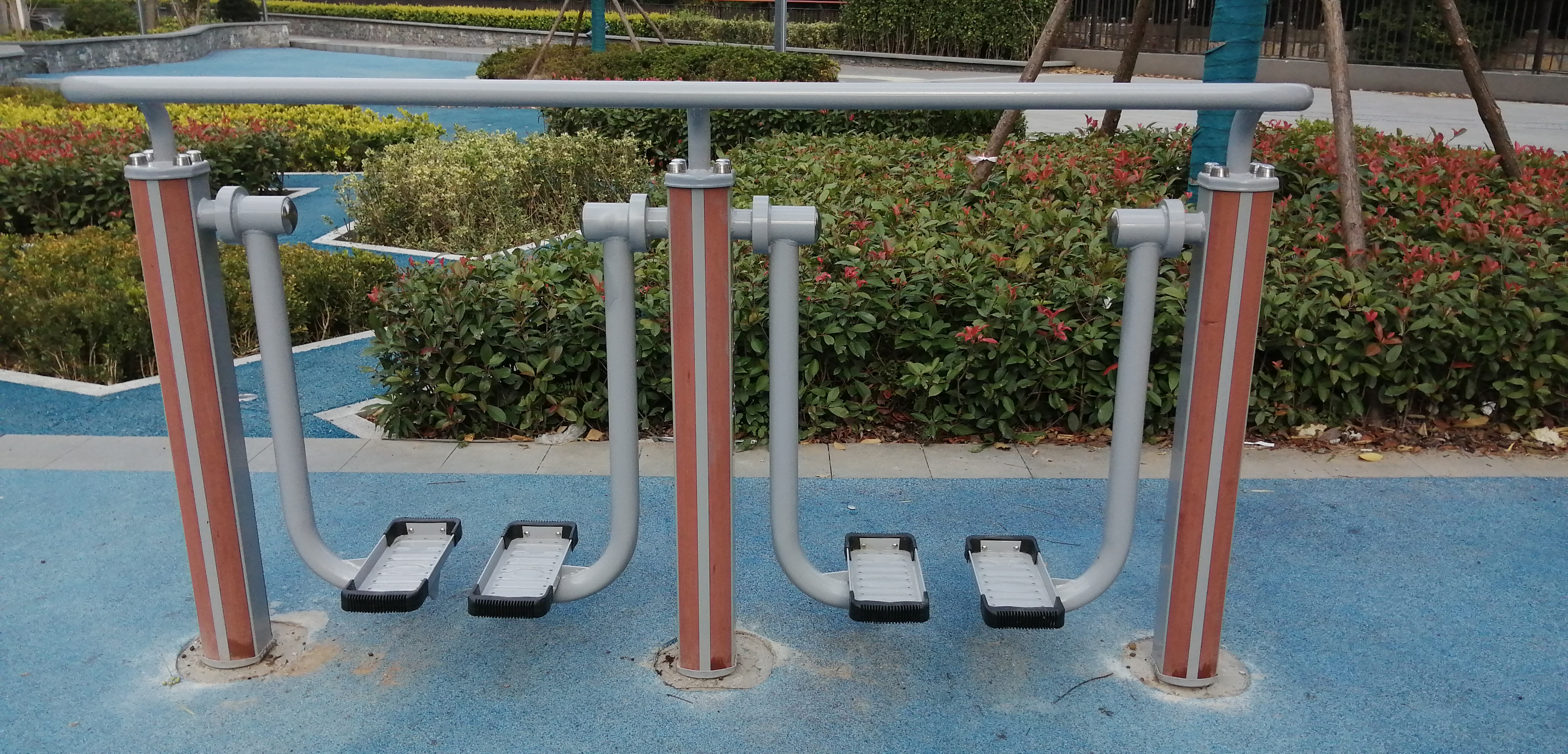 雙位太空漫步機(jī)