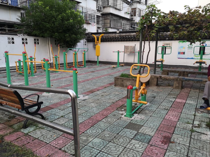 京都苑居委健身苑點B