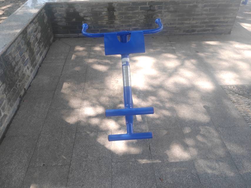 背肌訓(xùn)練器
