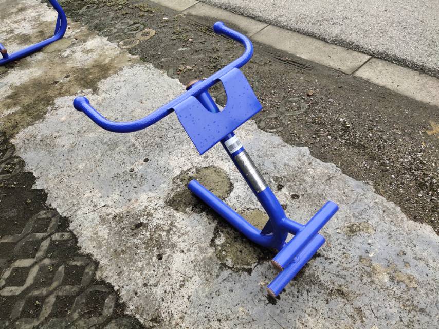 背肌訓(xùn)練器