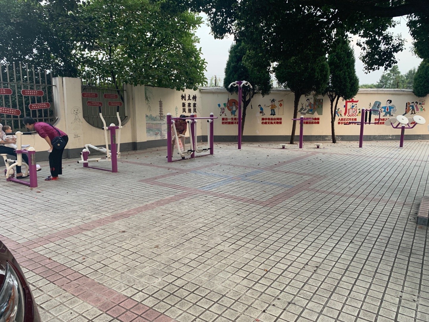東外環(huán)城新村健身點