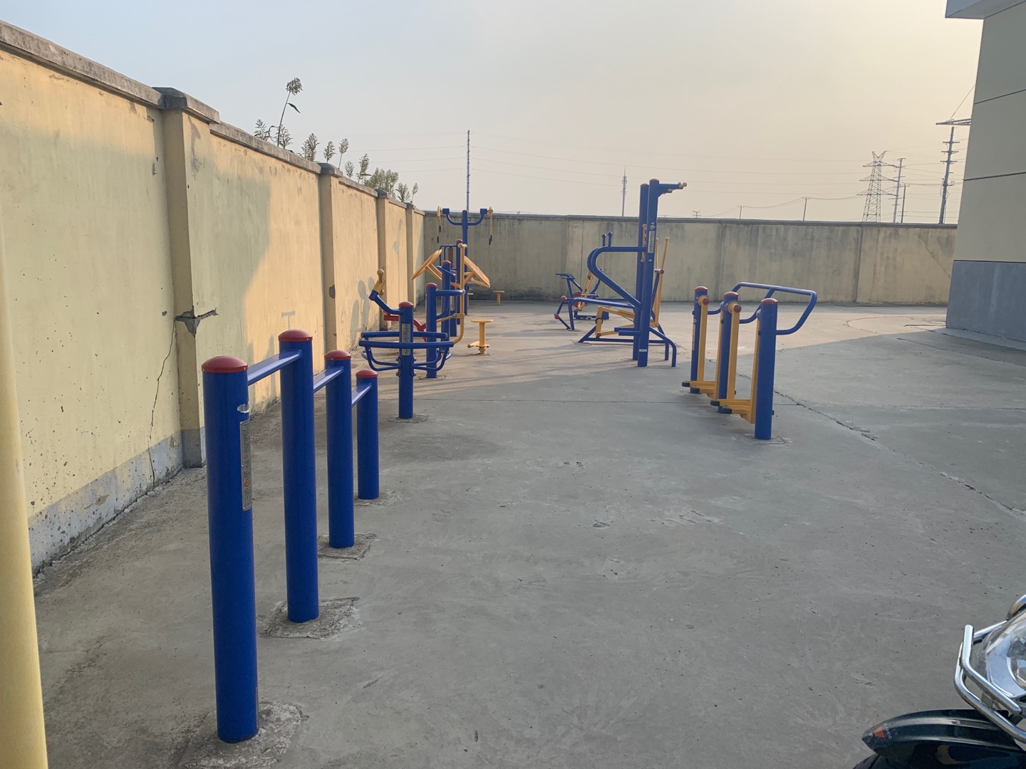 新海鎮(zhèn)9連健身點