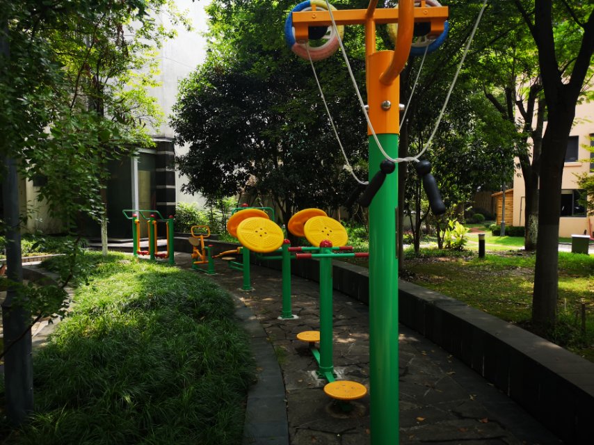 萬(wàn)泰花園居委健身點(diǎn)B