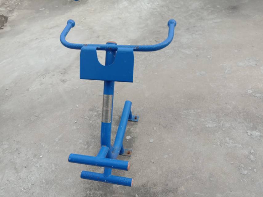 背肌訓(xùn)練器