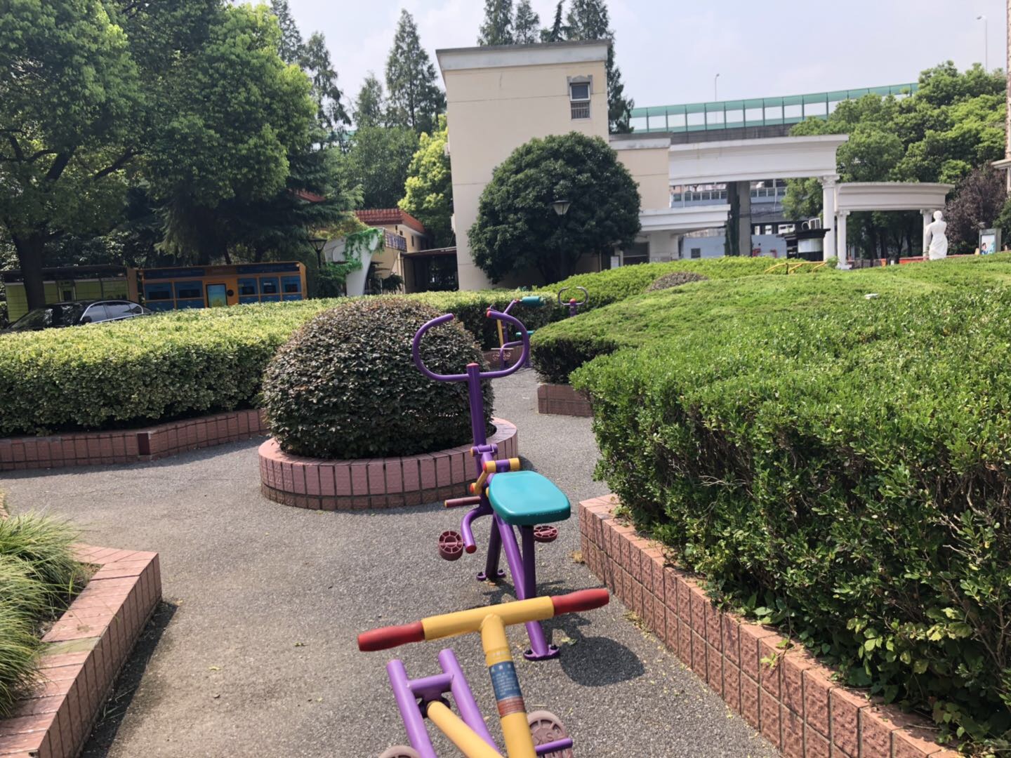 逸仙一村五居委健身苑點(diǎn)