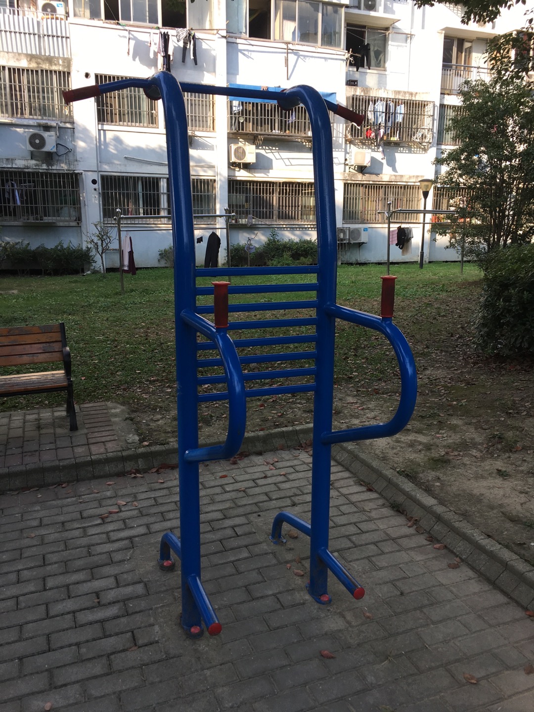 多功能訓(xùn)練器