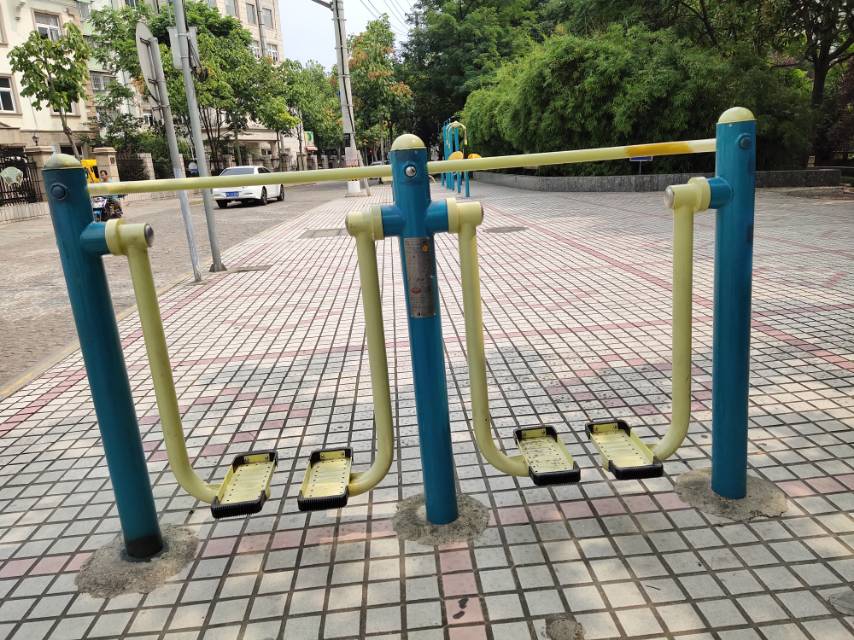 雙位太空漫步機(jī)