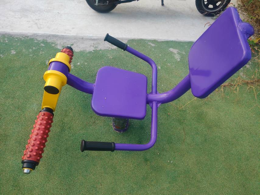 膝關節(jié)訓練器