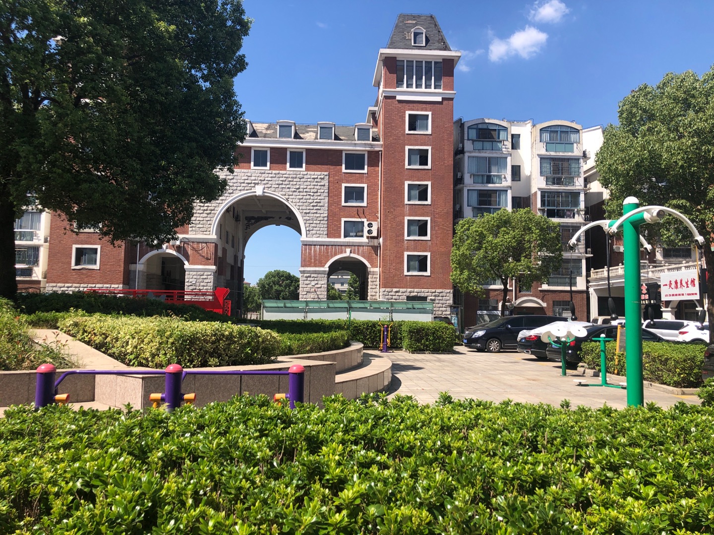 金世紀(jì)居委會健身點(diǎn)