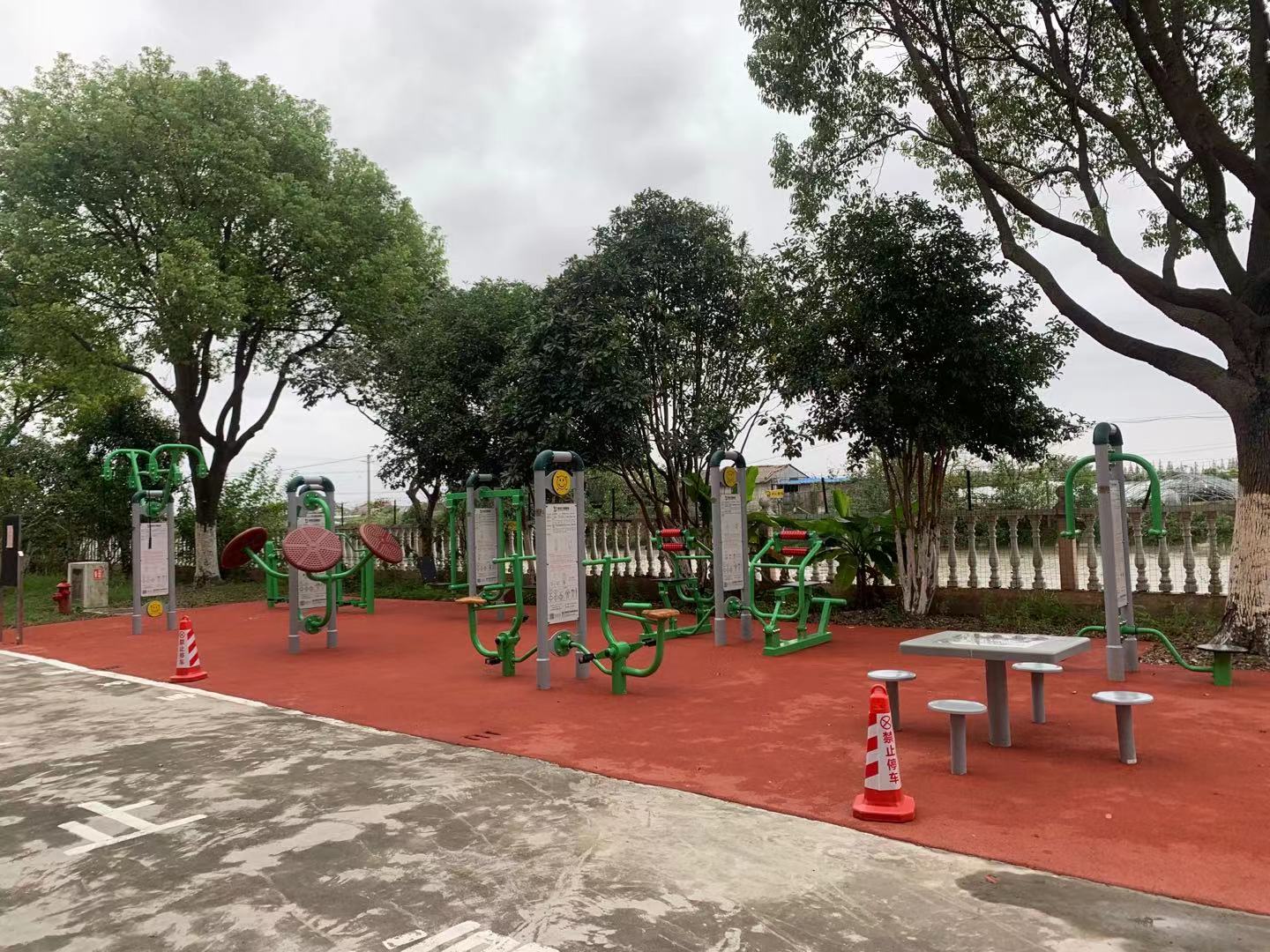 頭橋集團維豐頤養(yǎng)院市民益智健身苑點