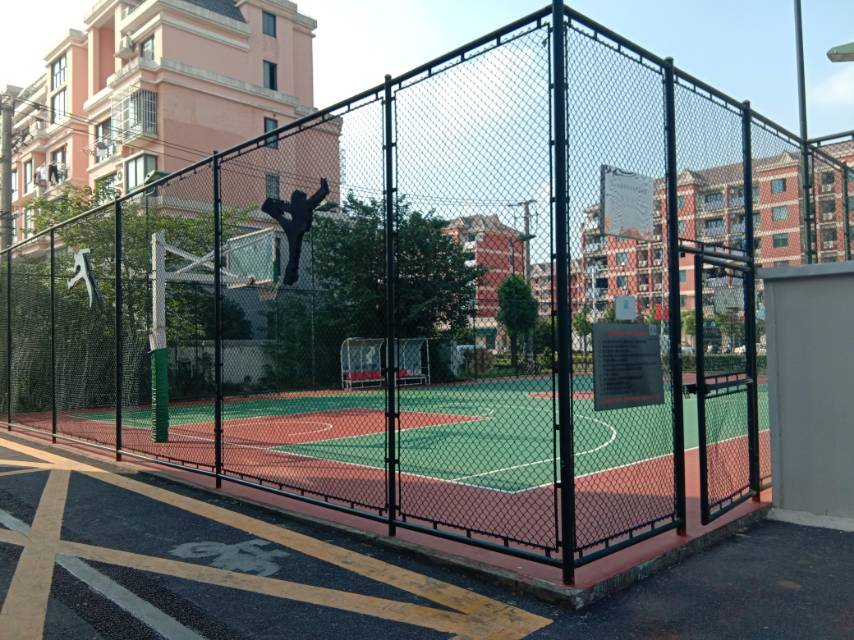 新浜鎮(zhèn)文體活動(dòng)中心社區(qū)公共運(yùn)動(dòng)場(chǎng)