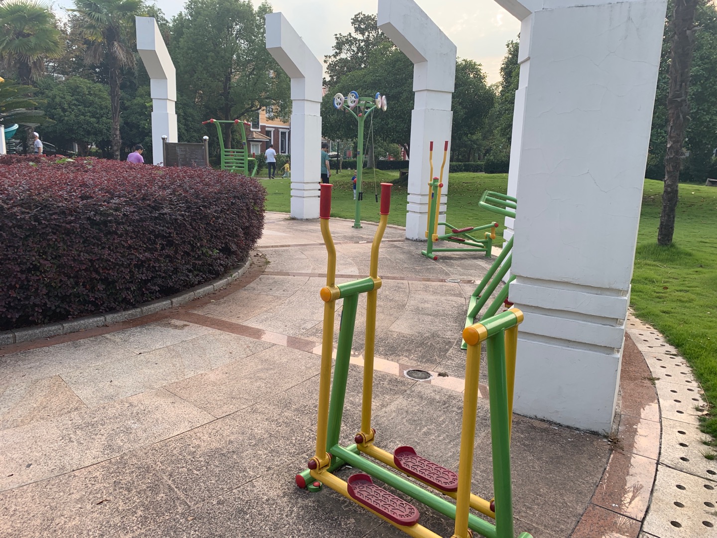 景怡花苑健身點