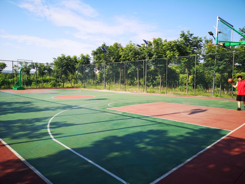 吳涇鎮(zhèn)公益林公共運動場