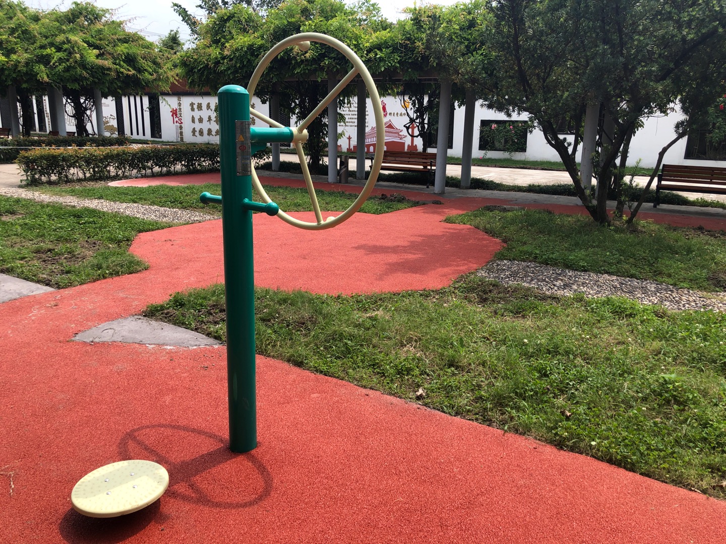 轉(zhuǎn)輪扭腰器