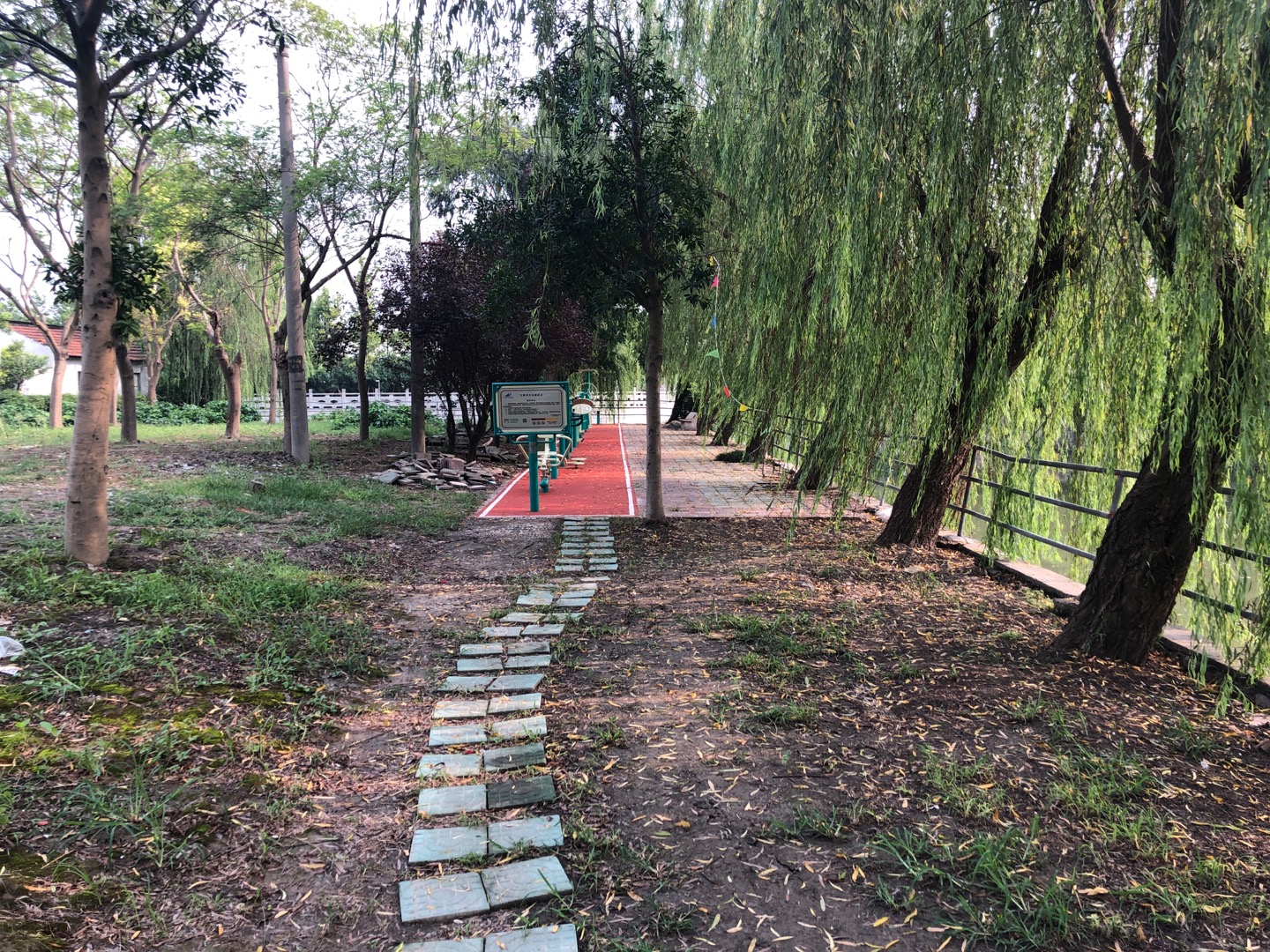 方夏村方東社區(qū)