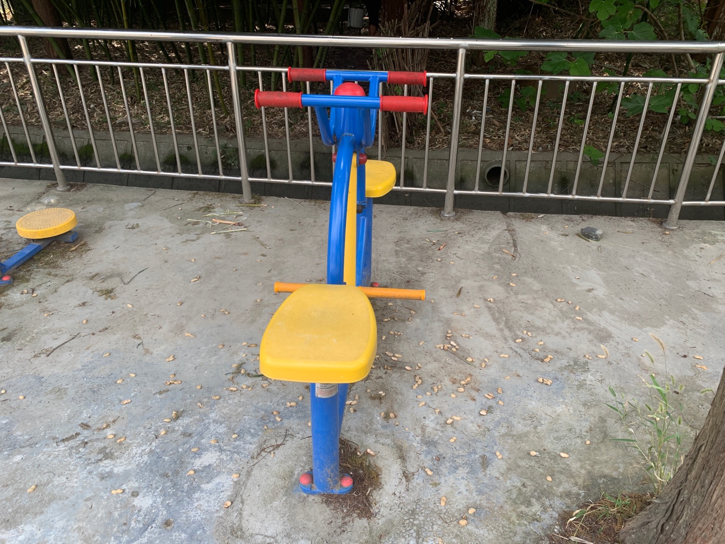 下肢康復(fù)器