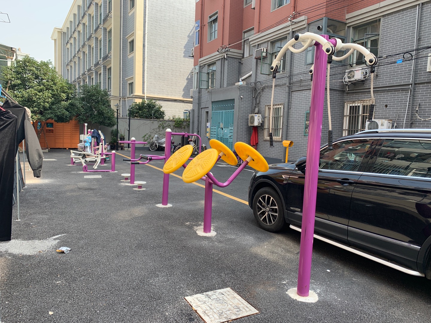 同濟(jì)邱家灣小區(qū)健身點(diǎn)